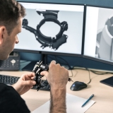 Heuer Präzisionsteile GmbH  -  Drehen Fräsen Schleifen Cnc-drehen Cnc-fräsen - Engineering