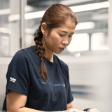 Häni & Co. AG  -  Drehen Spezialitäten Automobilindustrie Spezialitäten Medizinaltechnik Schleifen Laserschweissen - Baugruppen und Teilmontagen